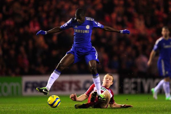  里昂锋线全面开花四球横扫斯特拉斯堡